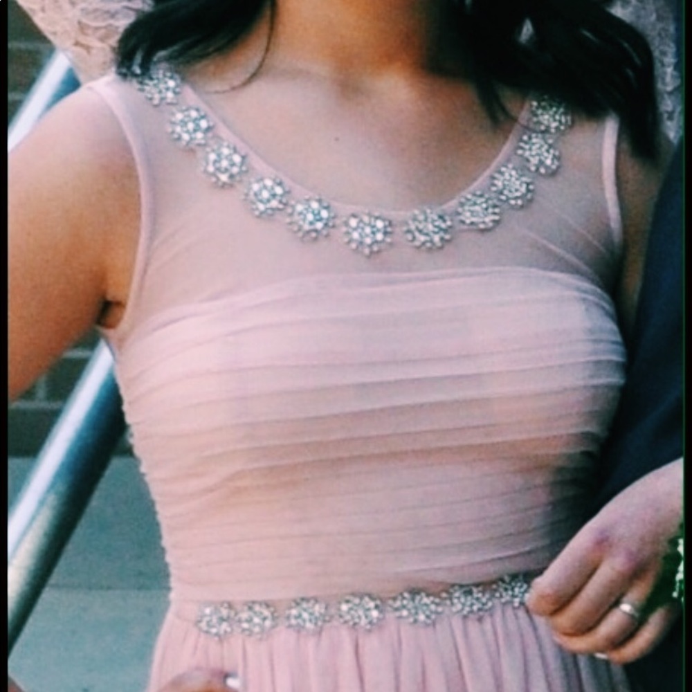 adorable dress!!
